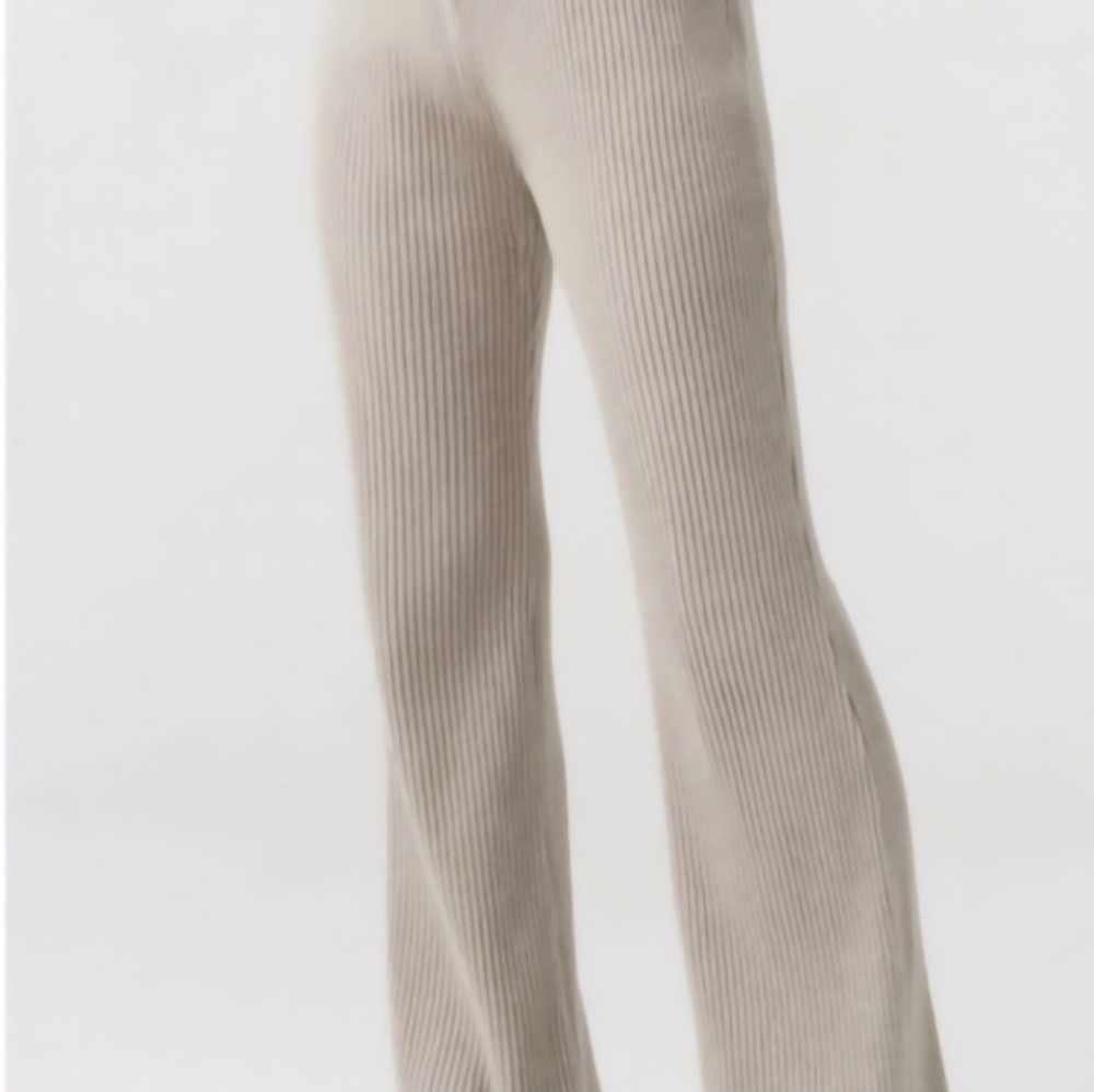 Joah Brown Fitted Mini Flare Pants SOLD OUT Luxe Knit Ribbed RARE GUC - Picture 3 of 6